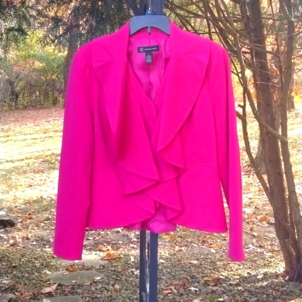 INC- Viva Magenta ruffled blazer with zip vest barbiecore luxury size large